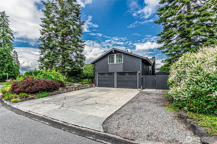 Property Photo: 29902 2nd Place SW WA 98023