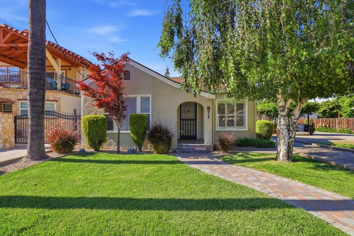 Property Photo:  871 Paula Street  CA 95126 
