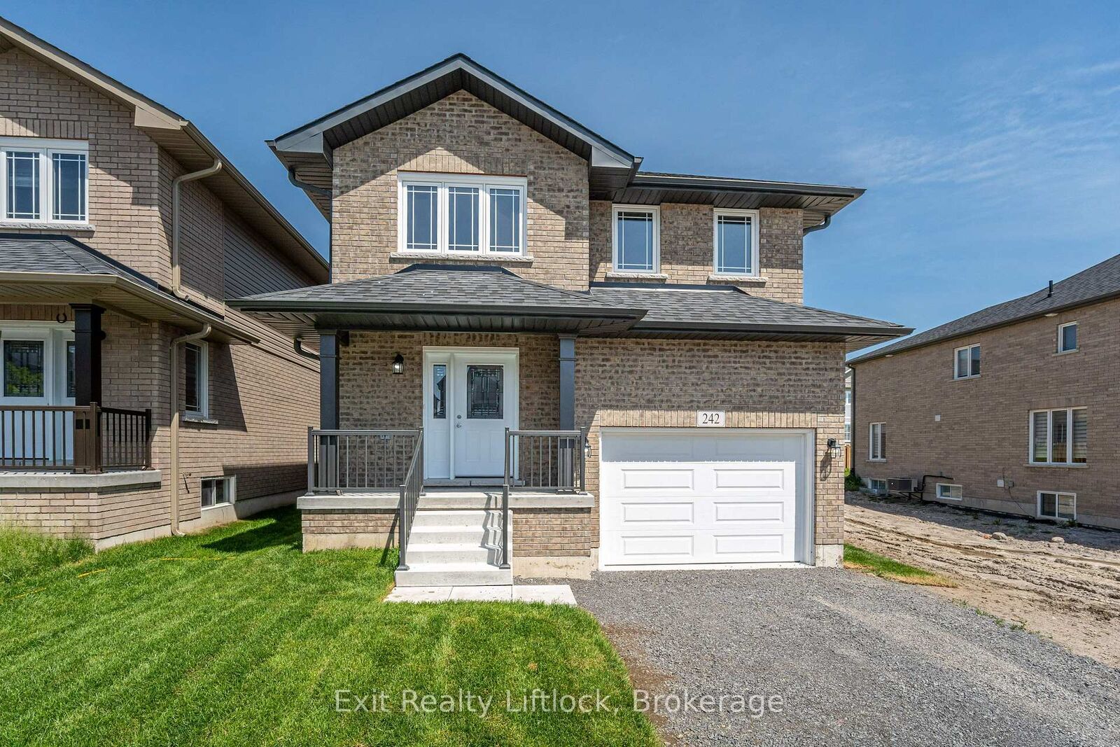 Property Photo: 242 O'Neil Street ON K9K 0H5