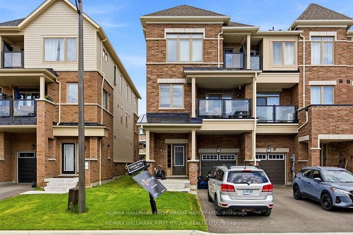 2019 Cameron Lott Crescent — photo 1