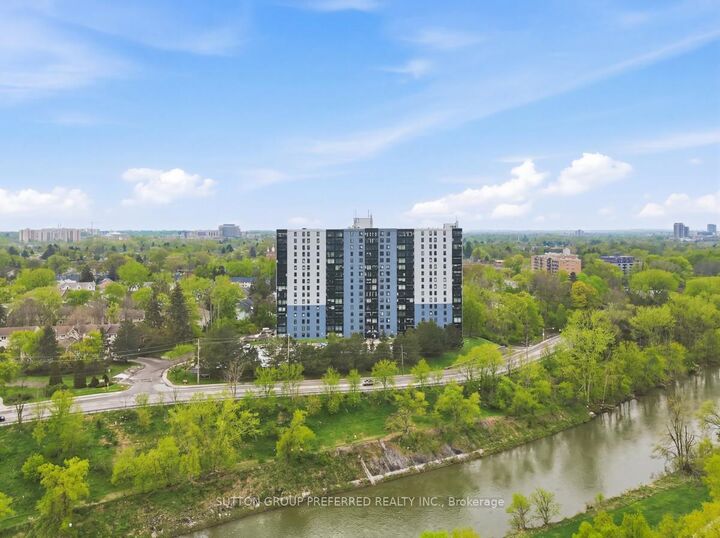 Property Photo: 45 Pond Mills Road 206 ON N5Z 4W5