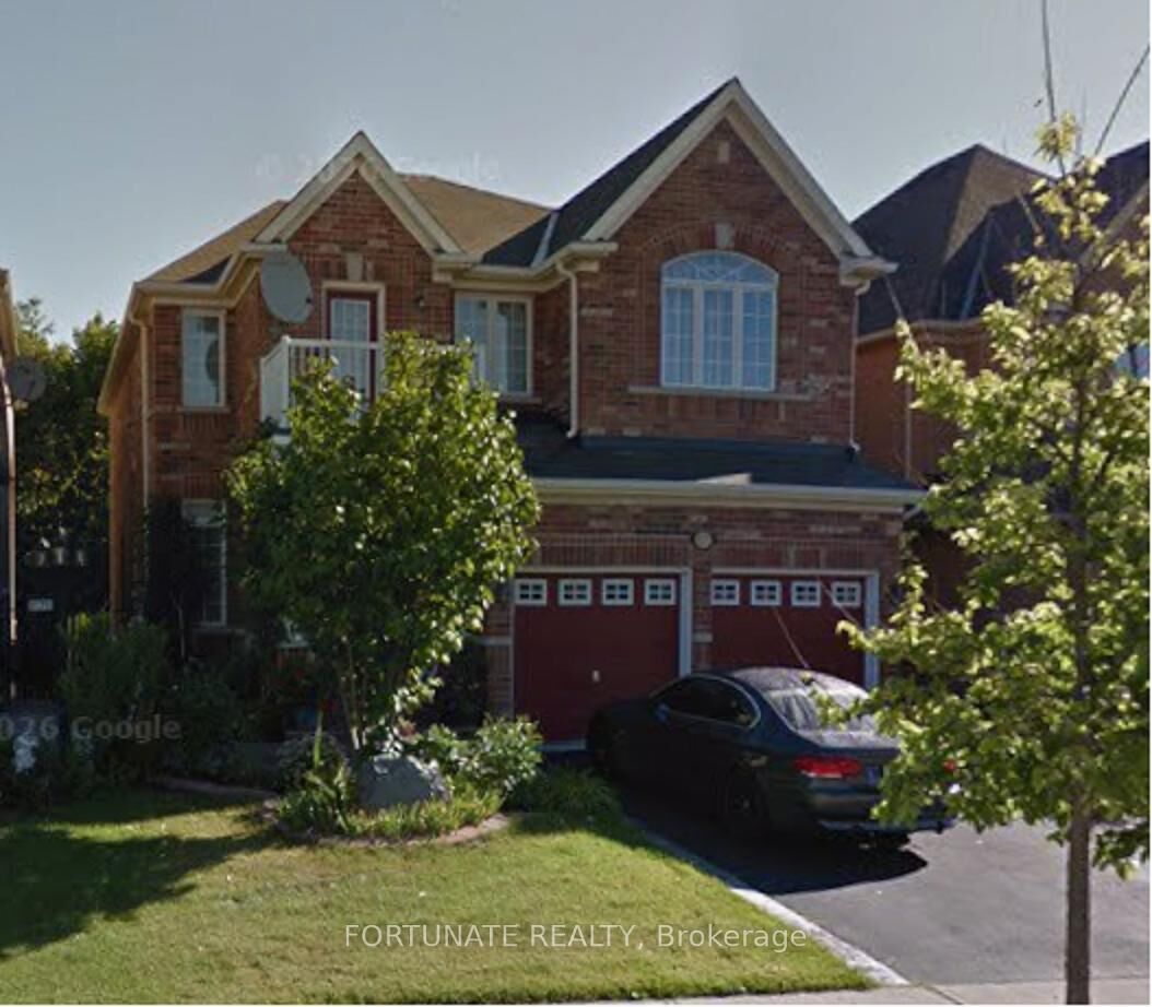 Property Photo: 5175 Misty Pine Crescent ON L5M 8B9