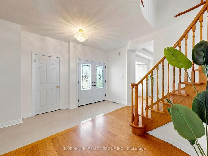 Property Photo: 53 Jacob Way ON L4A 1K8