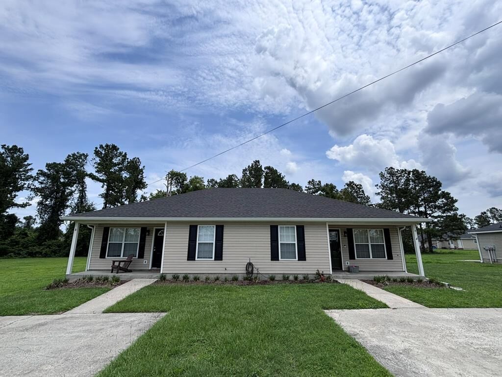 Property Photo:  6006-10 Susan Circle 4  GA 31605 