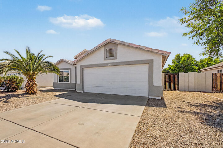Property Photo: 1761 S Buchanan Street AZ 85233
