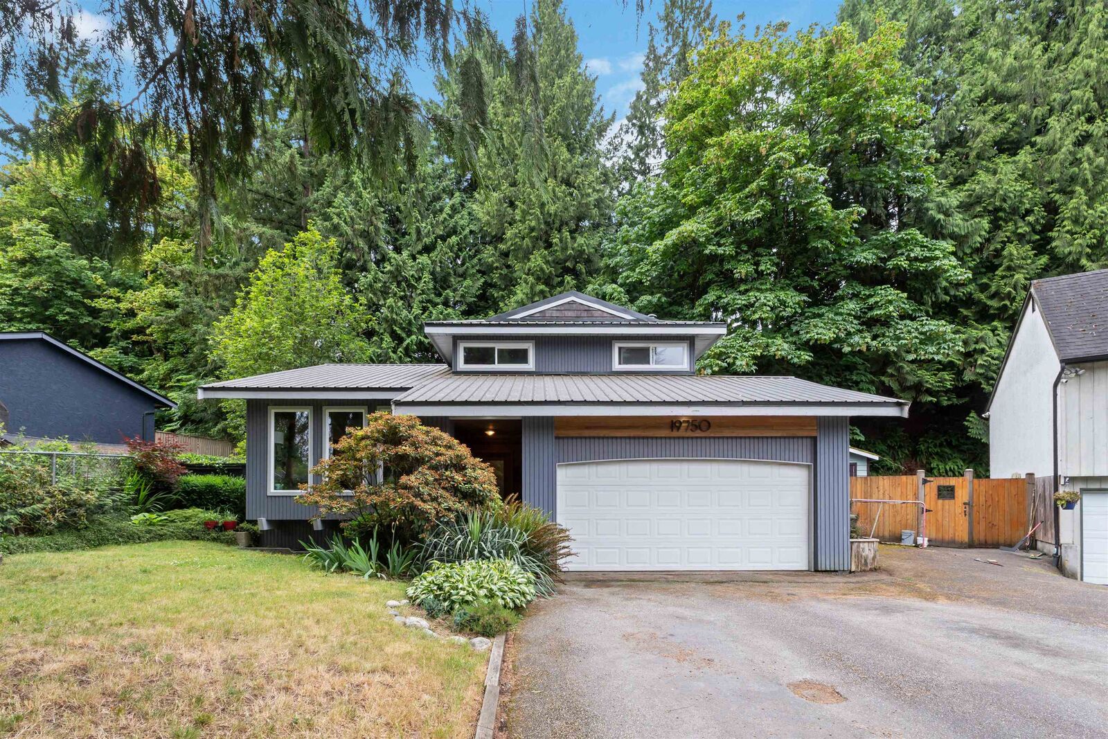 Property Photo: 19750 N Wildwood Crescent BC V3Y 1M4