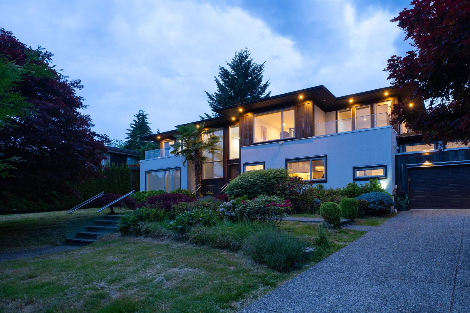 Property Photo: 985 Eyremount Drive BC V7S 2B4