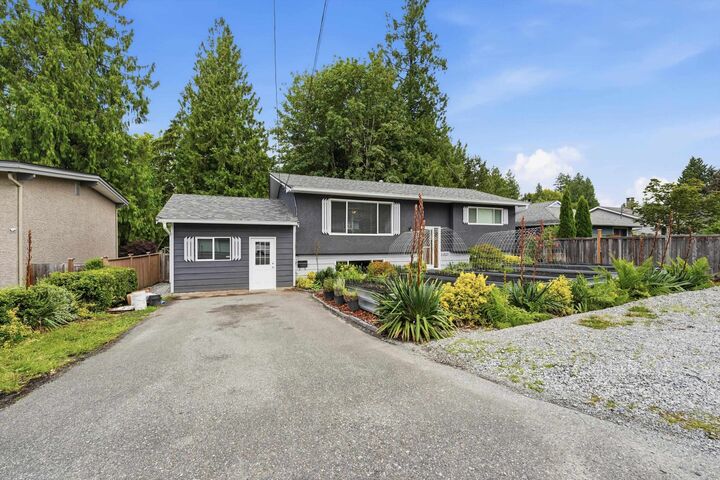 Property Photo: 31821 Silverdale Avenue BC V2V 2K8