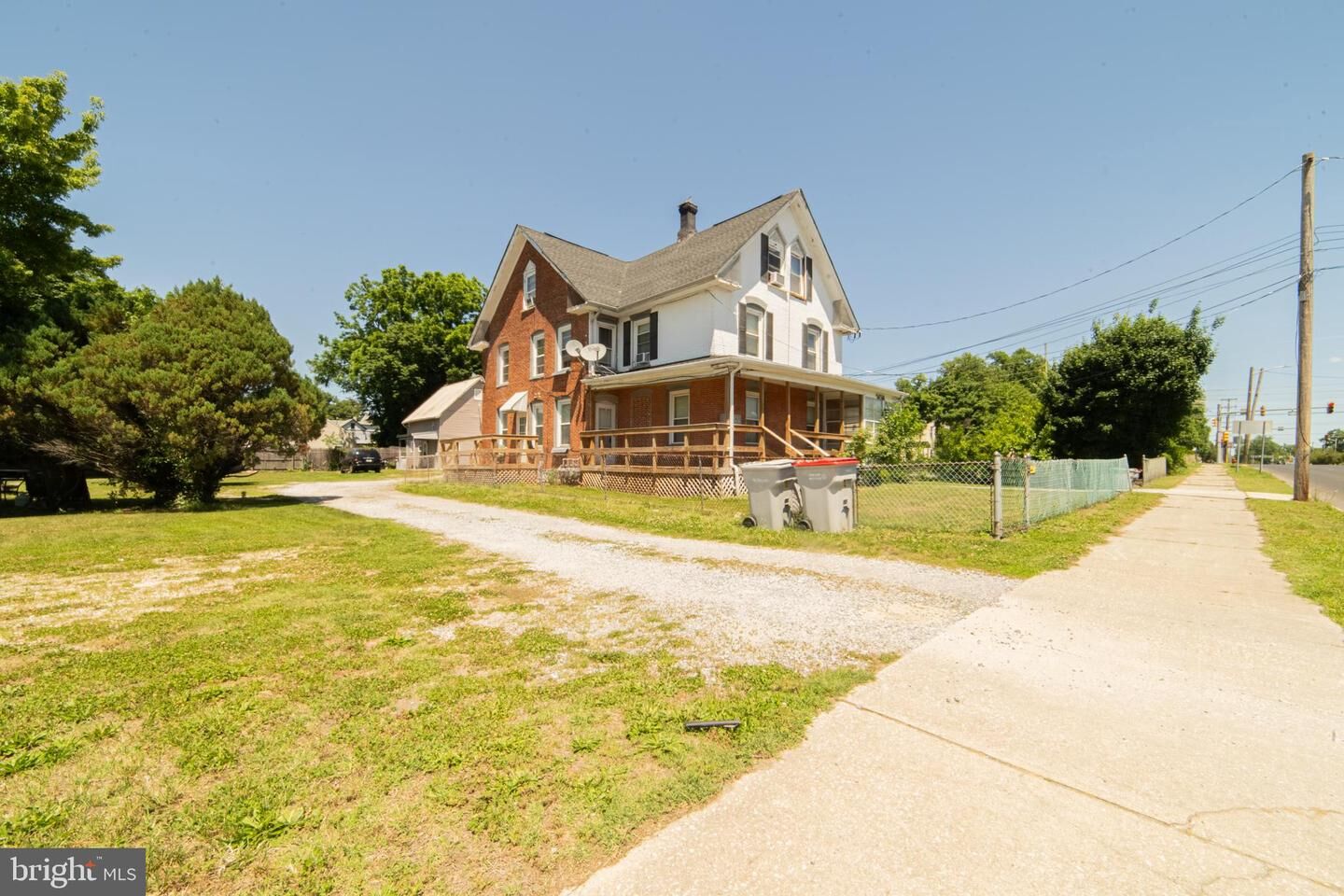 Property Photo:  414-416 W Park Avenue Apt 1  NJ 08360 