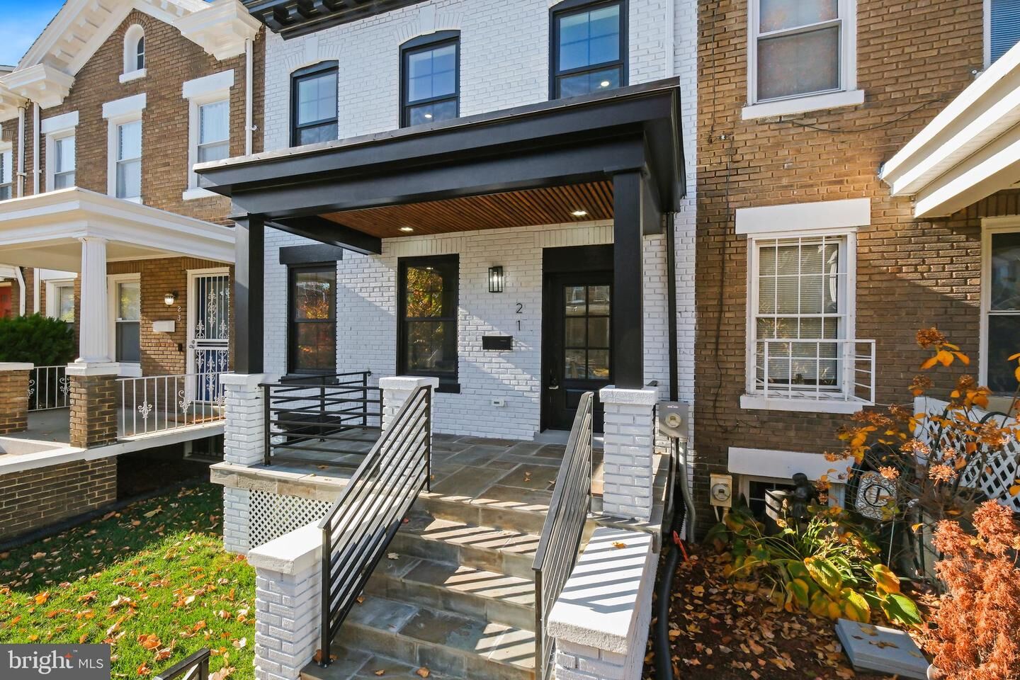 Property Photo:  21 16th Street SE  DC 20003 