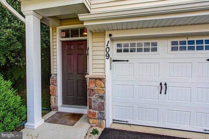 Property Photo: 109 Master Avenue PA 19053
