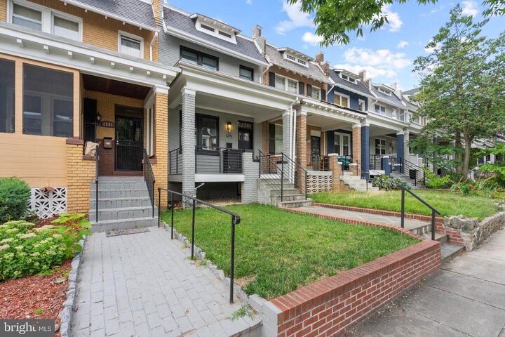 Property Photo:  1279 Oates Street NE  DC 20002 