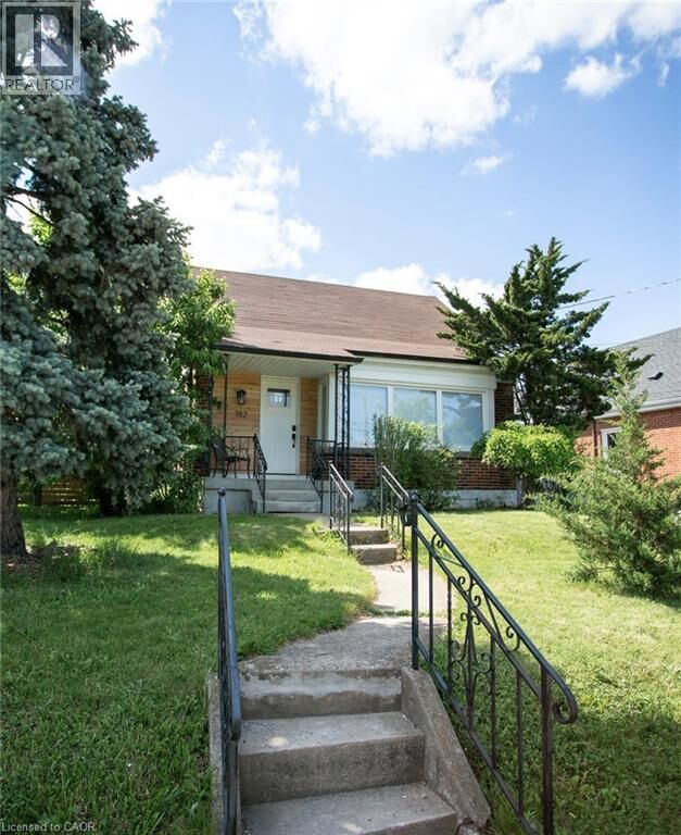 Property Photo:  182 Erindale Avenue  ON L8K 4R4 