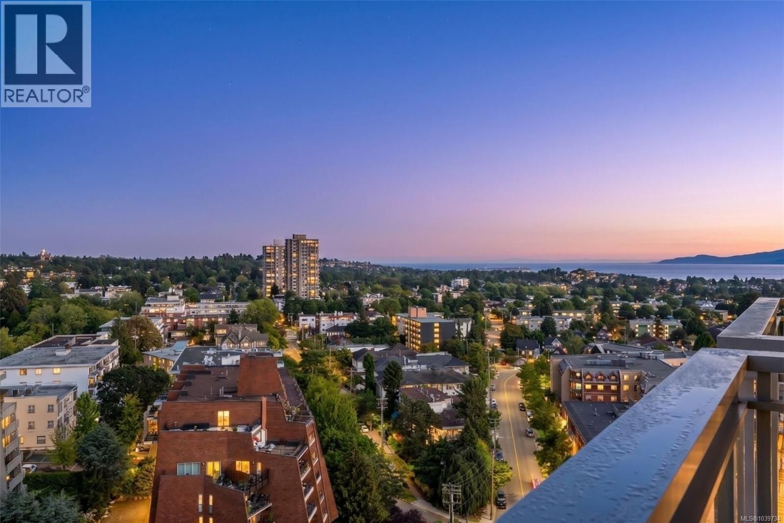 Property Photo: 751 Fairfield Road 2001 BC V8W 4A4