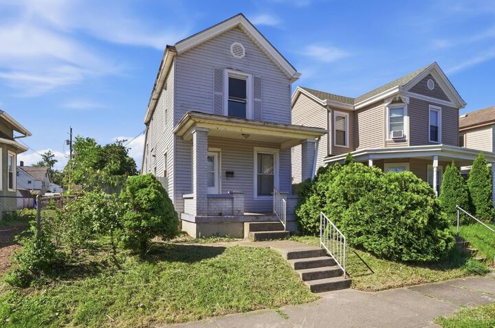 Property Photo:  839 Forest Avenue  OH 45015 