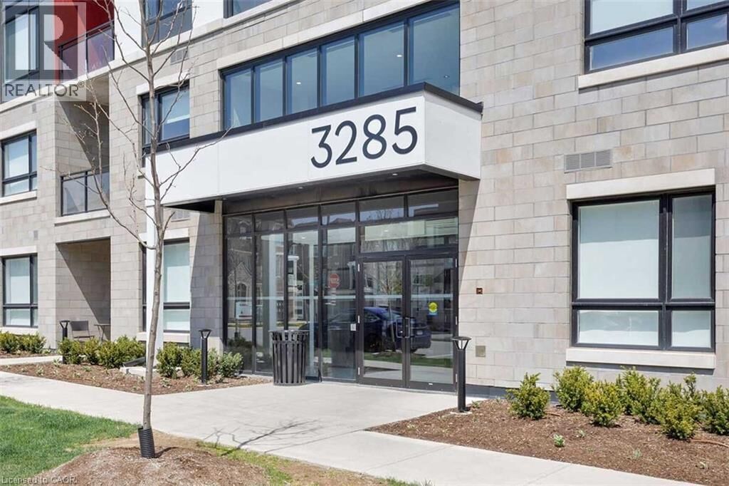 Property Photo:  3285 Carding Mill Trail 303  ON L6M 1S2 