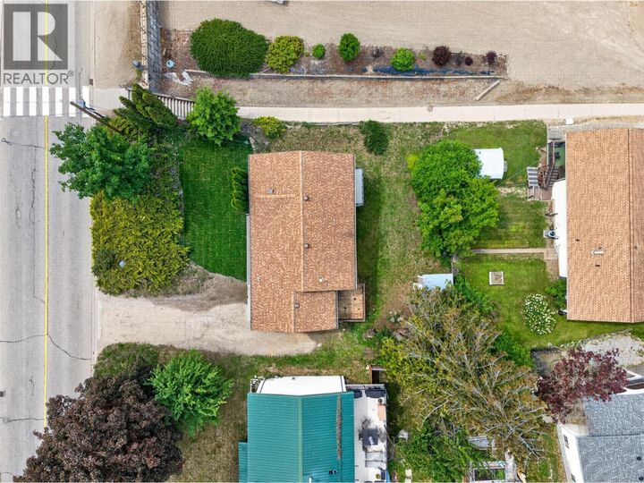 Property Photo: 2731 Okanagan Avenue Northeast BC V1E 2T1