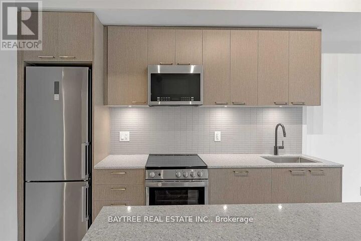 Property Photo:  1808 St Clair Avenue West 201  ON M6N 0C1 
