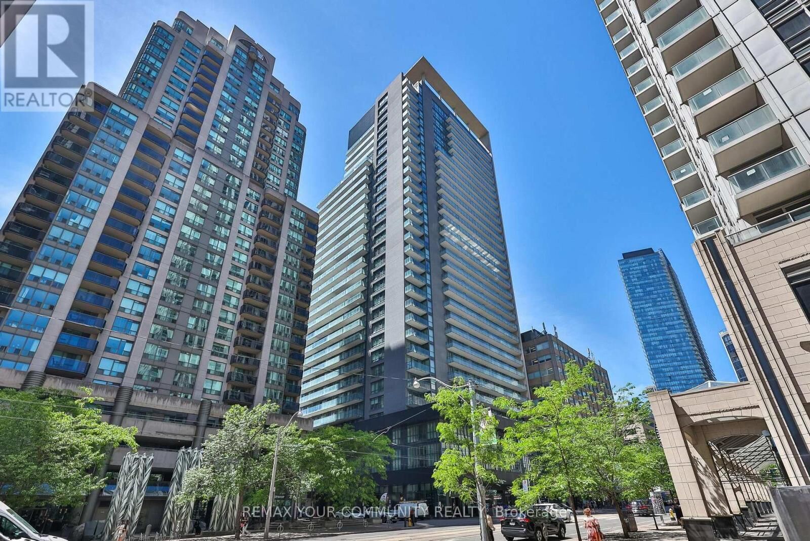 Property Photo:  770 Bay Street Ph101  ON M5G 0A6 