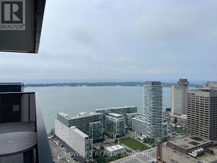 Property Photo: 55 Cooper Street 4511 ON M5E 0G1