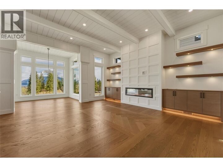 Property Photo: 931 25 Avenue Southwest BC V1E 1T9