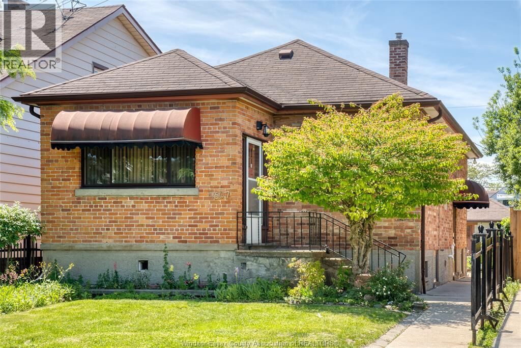Property Photo:  1507 Langlois  ON N8X 4M3 
