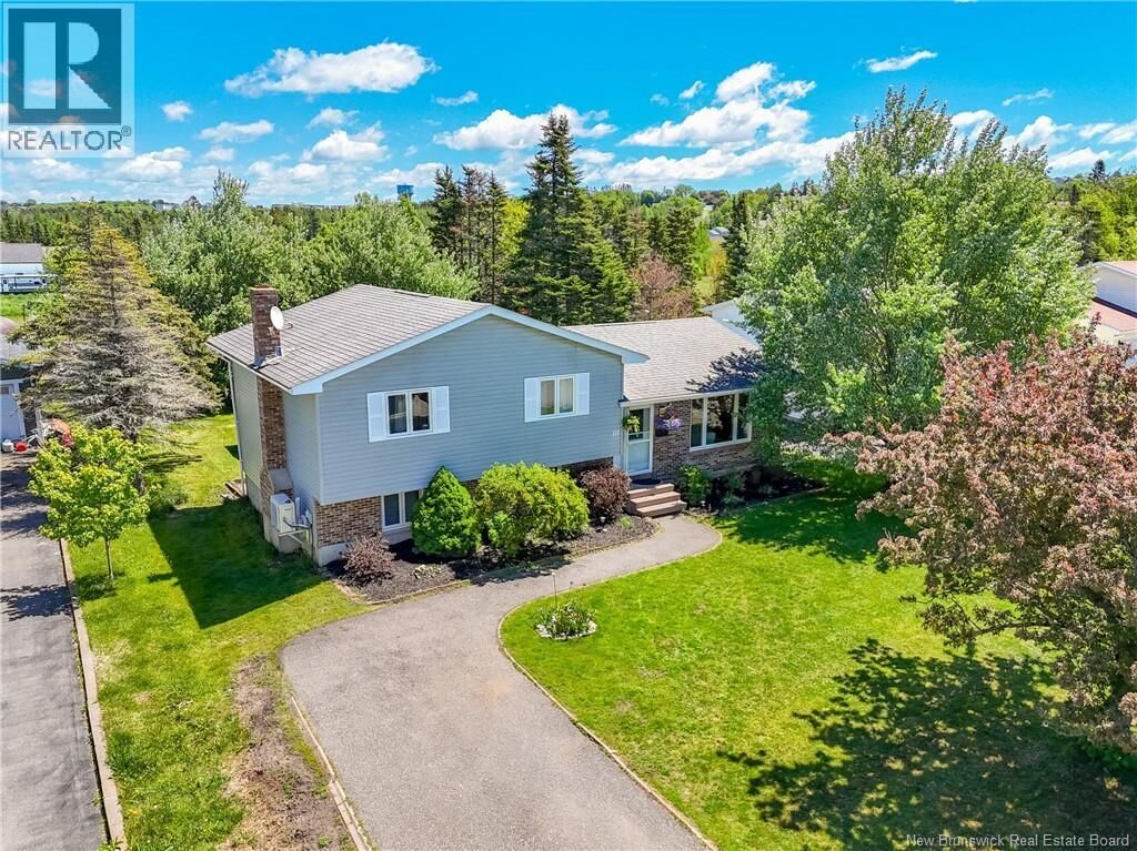 Property Photo: 117 Downsview Drive NB E2M 5E4