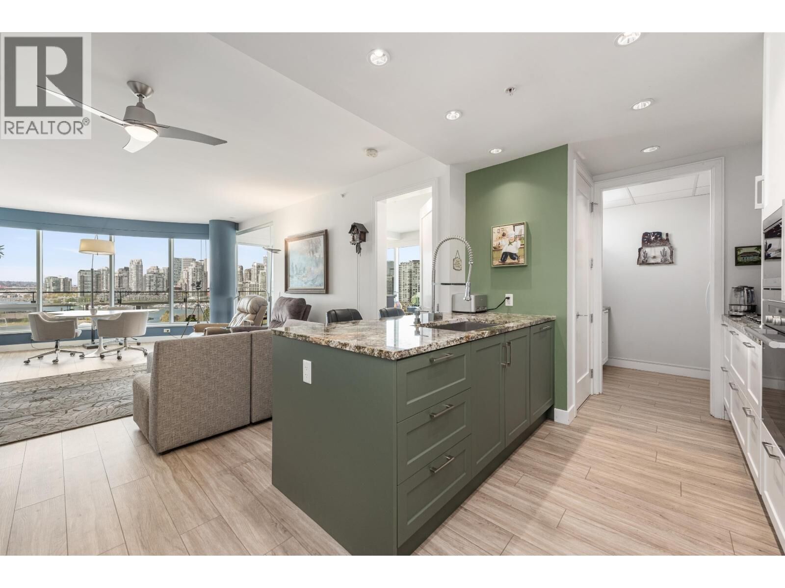 Property Photo: 181 West 1st Avenue 1009 BC V5Y 0E3