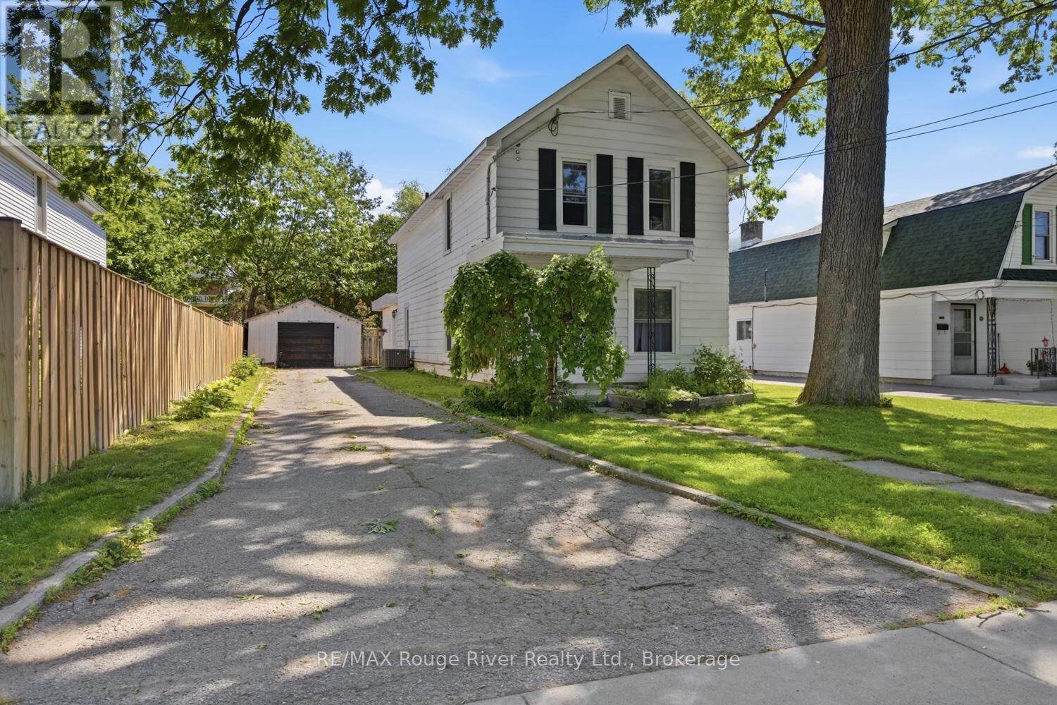 Property Photo: 111 Lingham Street ON K8N 3T1