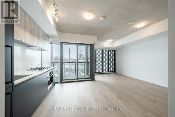 Property Photo:  2625 Dundas Street West 407  ON M6P 1Y2 