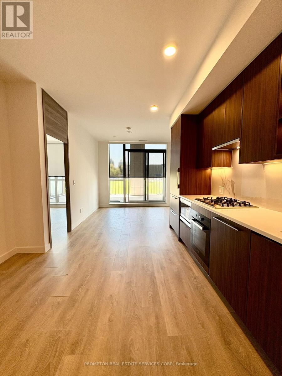 Property Photo:  75 Billes Heights 216  ON M2K 0J8 