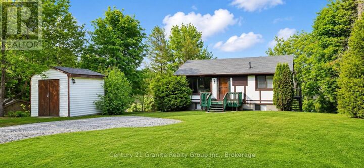 Property Photo: 51 Siddon Lake Place ON K0L 1C0