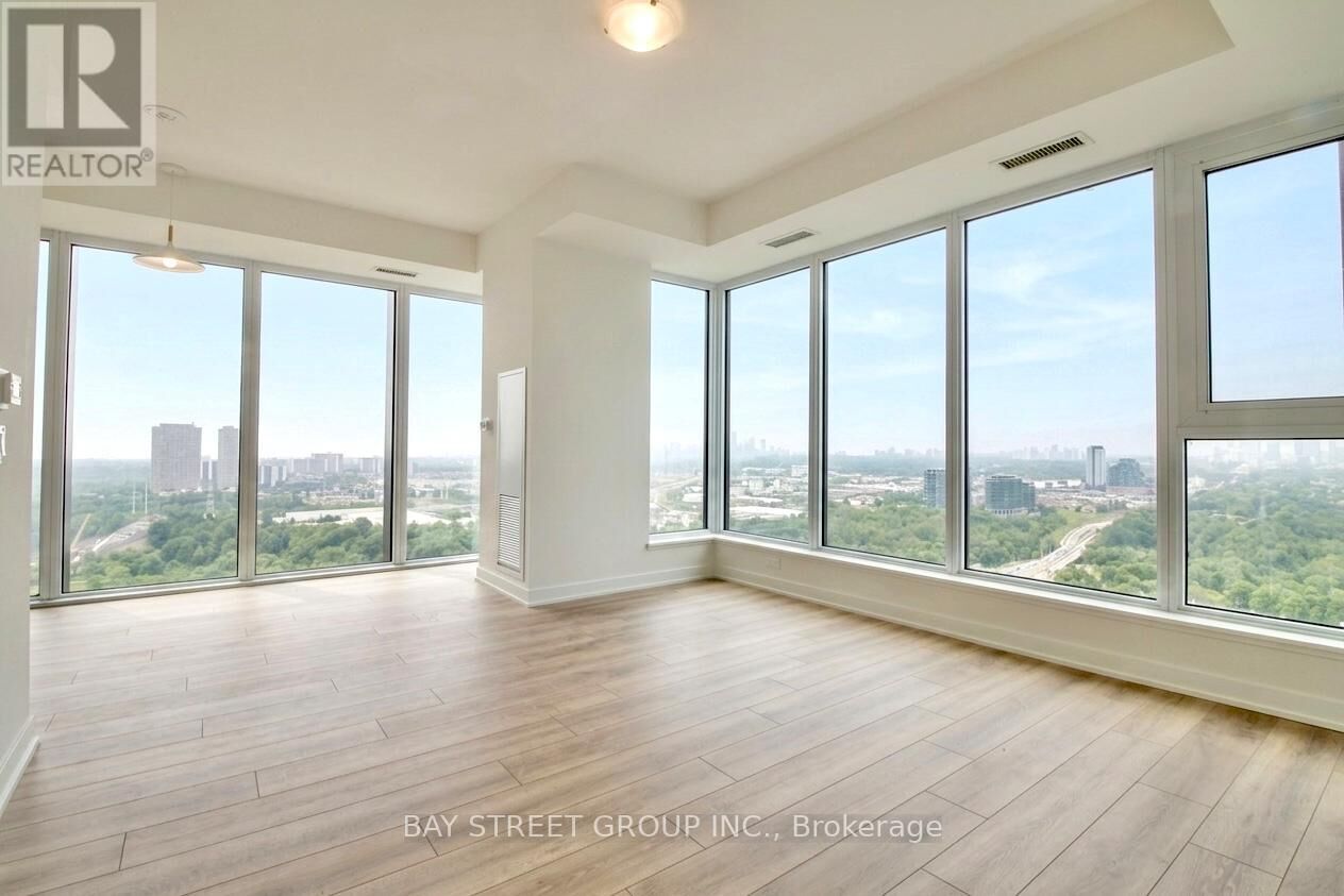 Property Photo:  5 Quarrington Lane 3011  ON M3C 0S5 