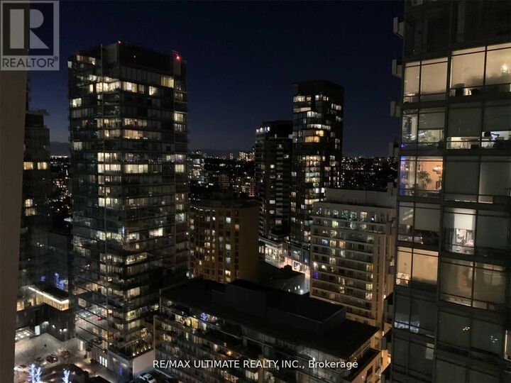 Property Photo: 1 Yorkville Avenue 1907 ON M4W 0B1