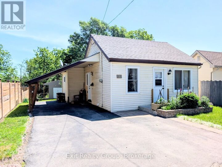 Property Photo: 77 Frank Street ON K8P 3V5