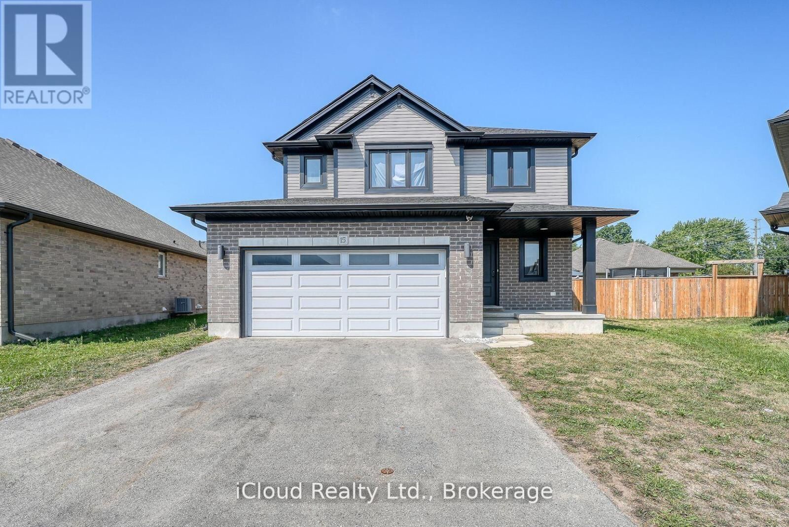 Property Photo:  15 Curren Crescent  ON N4G 0J3 