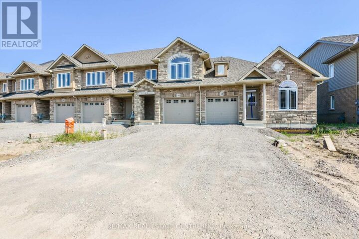 Property Photo: 44 Cittadella Boulevard ON L0R 1P0