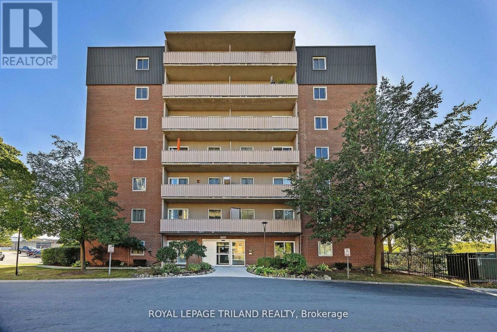 Property Photo: 1106 Jalna Boulevard 302 ON N6E 2R9