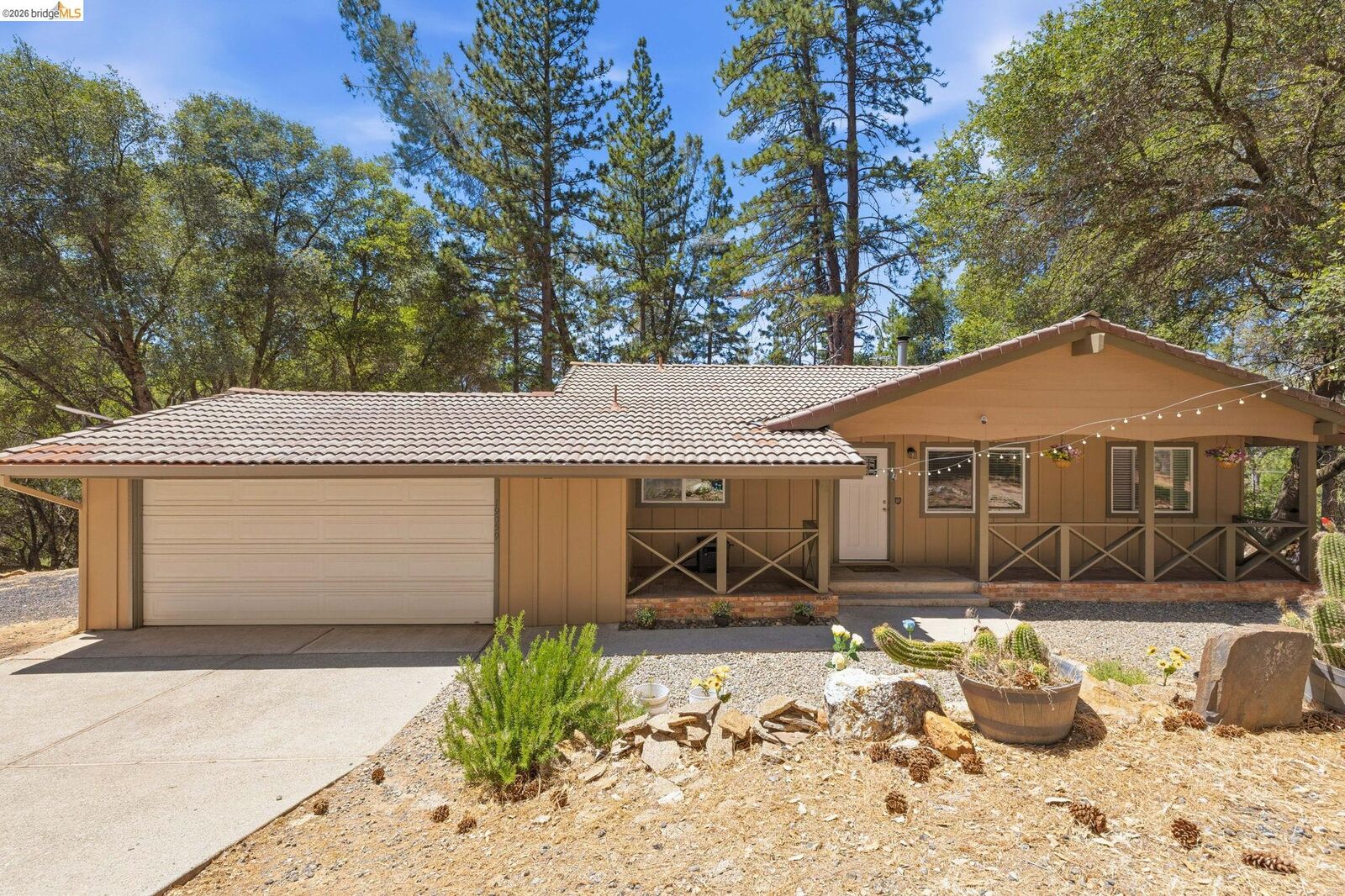 Property Photo: 19059 Raboul Court CA 95321