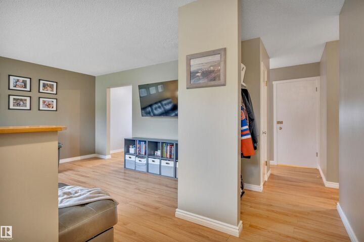 Property Photo:  76 Merrywood Crescent  AB T8A 0M7 