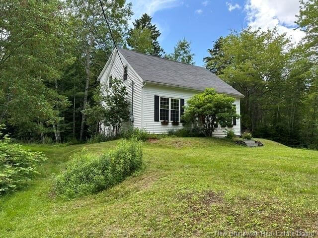 Property Photo:  84 Tudor Avenue  NB E3C 1X6 