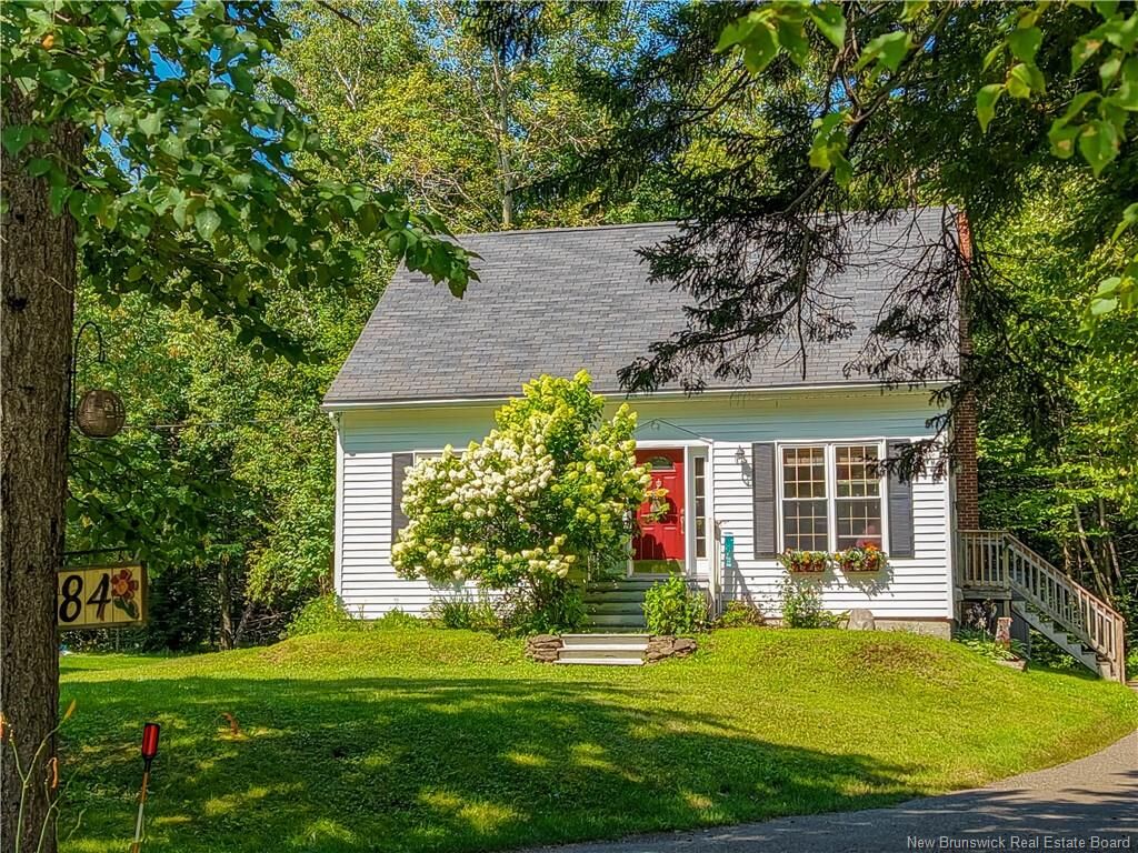 Photo de la propriété: 84 Tudor Avenue NB E3C 1X6