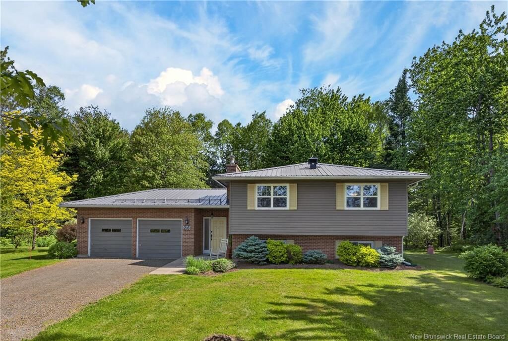 Property Photo:  76 Robby'S Road  NB E3C 1M2 
