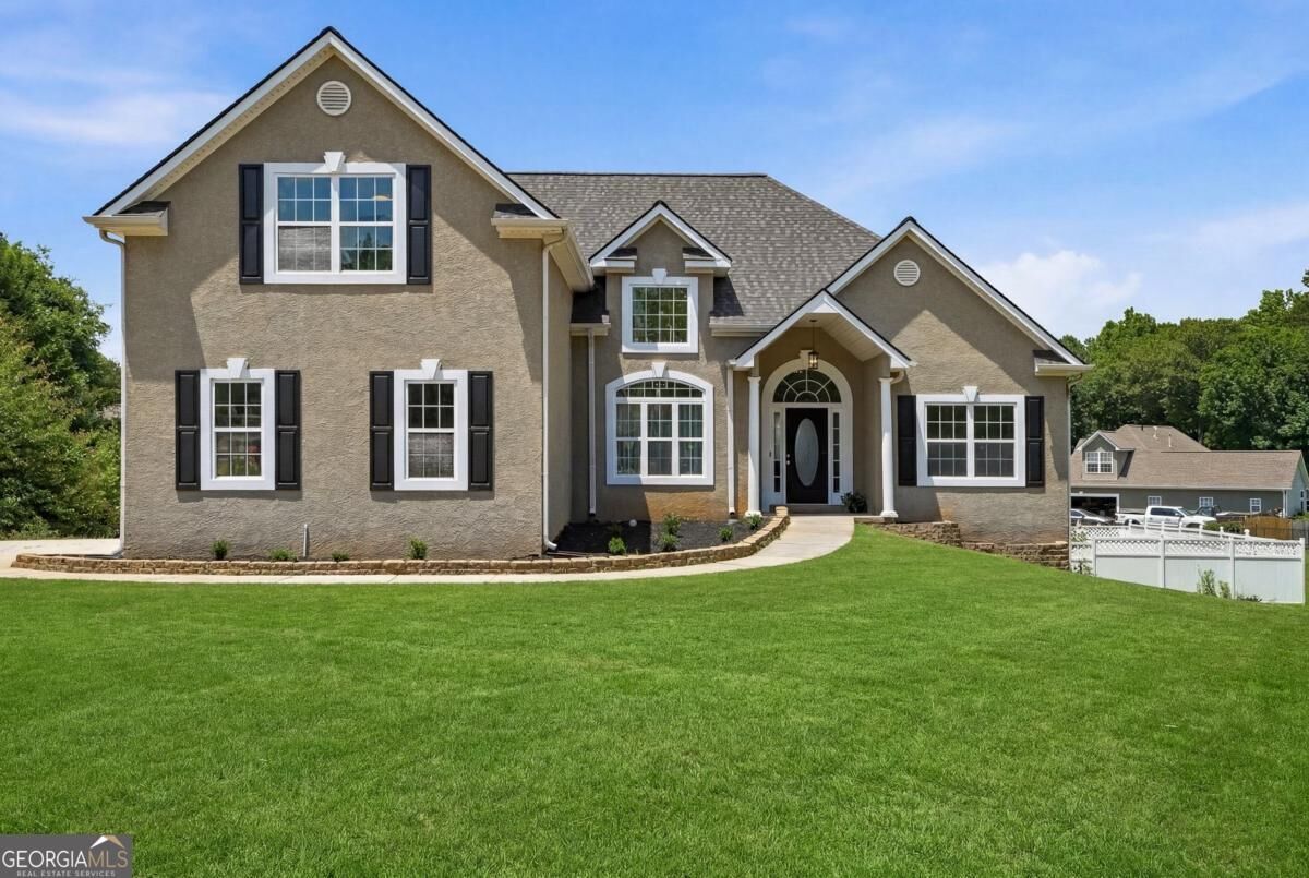 Property Photo:  705 Gatwick Court  GA 30248 