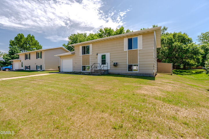 Property Photo: 53 Benteen Drive ND 58504