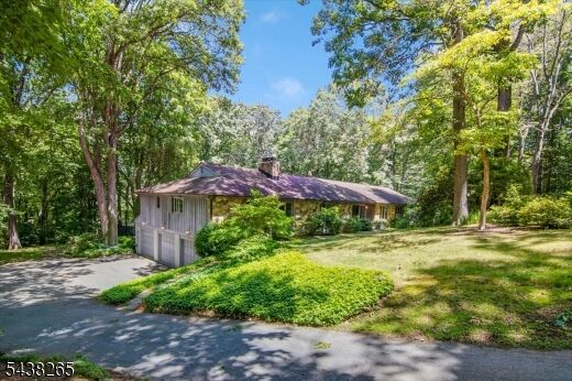 Property Photo:  6 Green Hills Rd  NJ 07945 