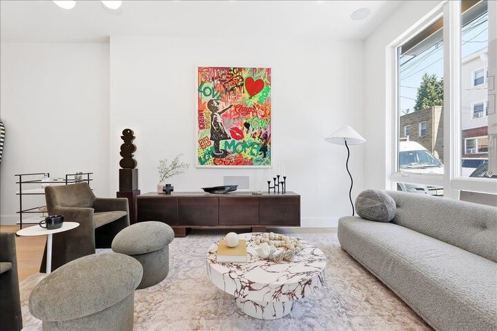 Property Photo:  105 Laidlaw Ave 1  NJ 07306 
