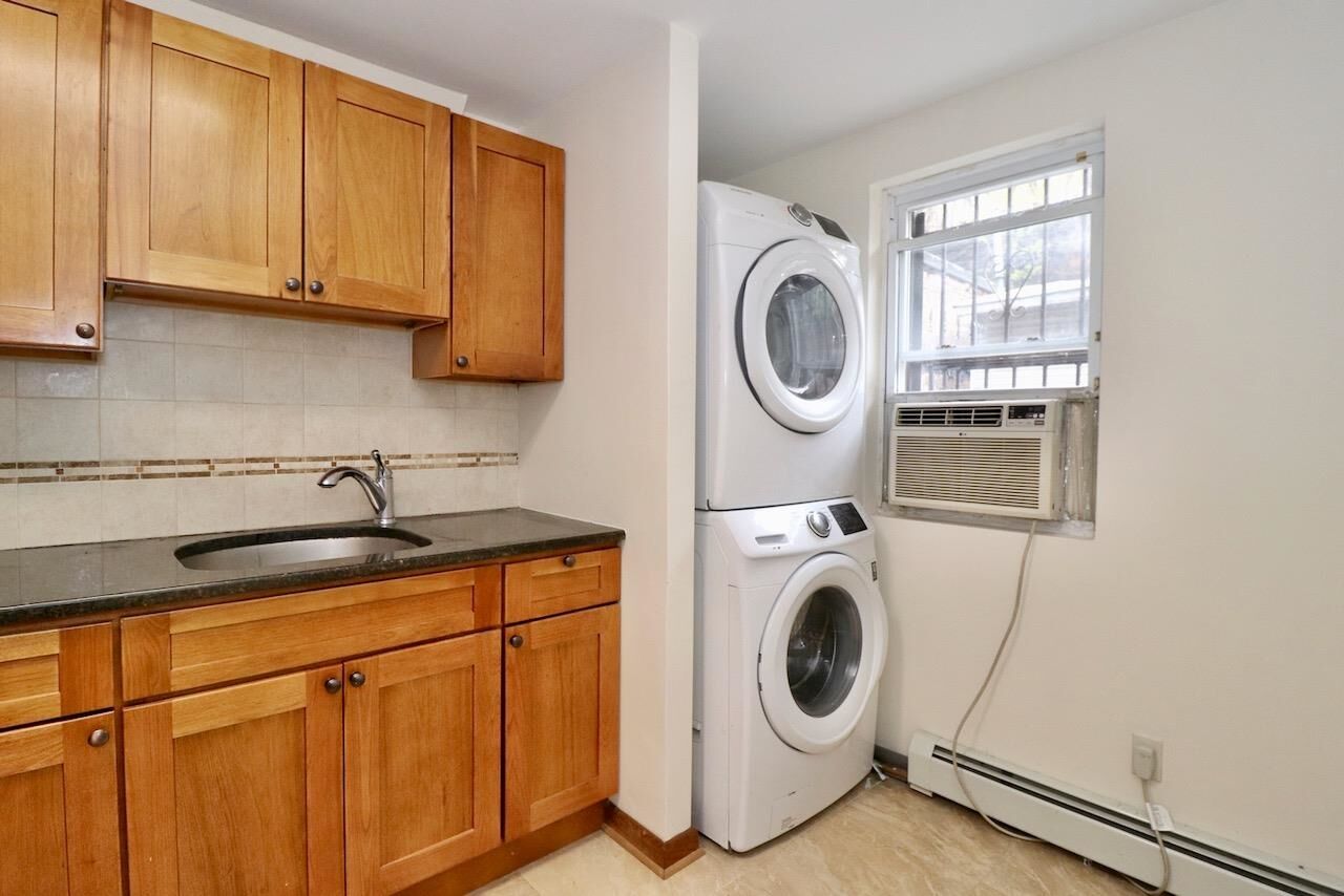 Property Photo: 318 5th St NJ 07302