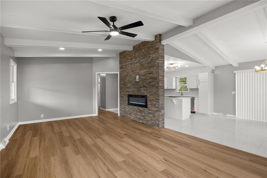 Property Photo:  1905 Rosewood Terrace  MO 64503 