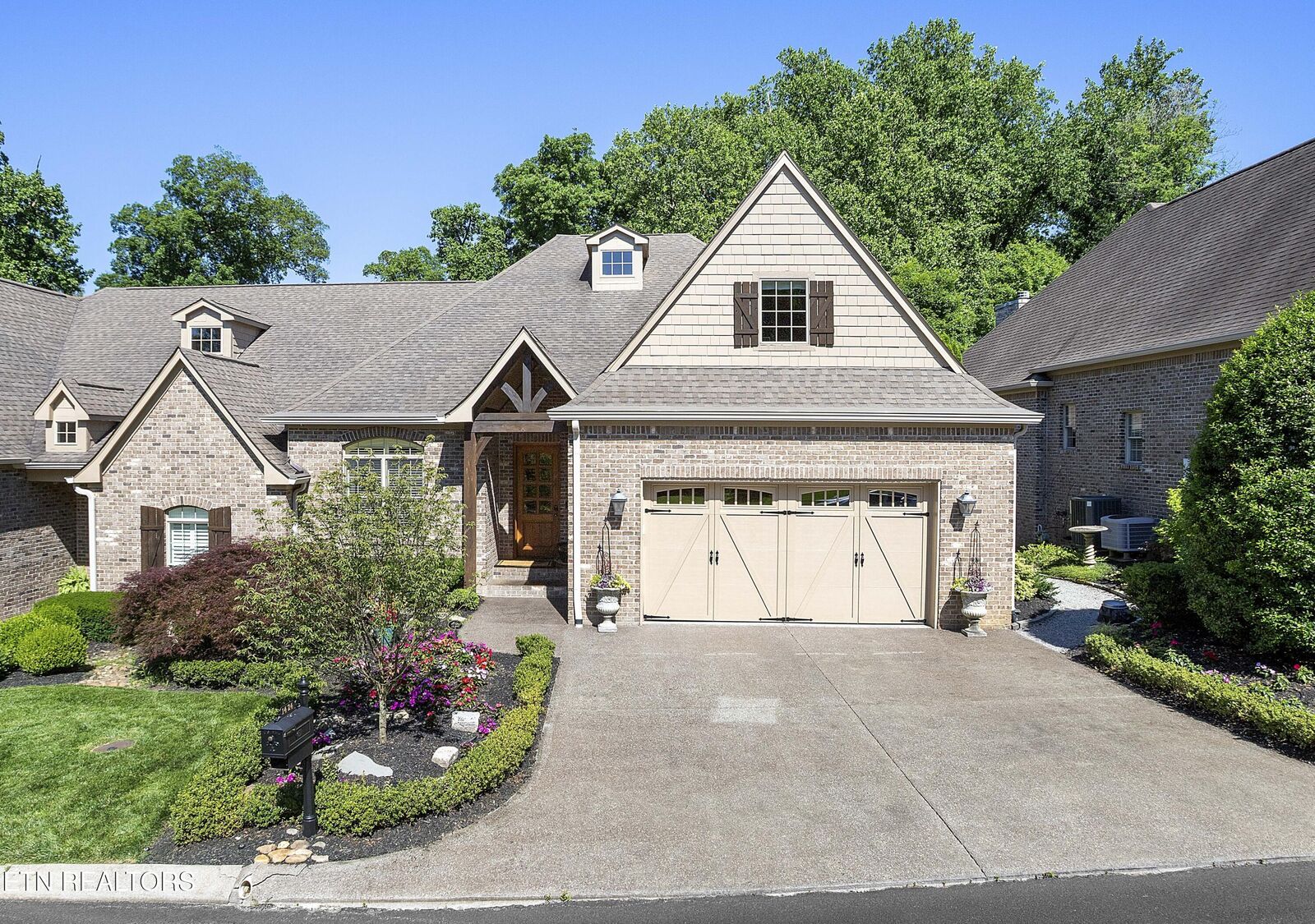 Property Photo:  1424 Villa Forest Way  TN 37919 